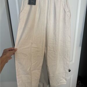 Gaya Women’s Cream Crop Linen Pants